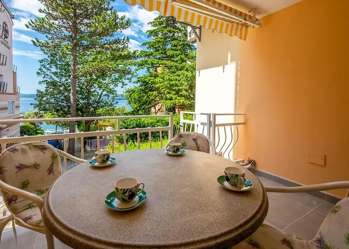 Apartman More شقة *