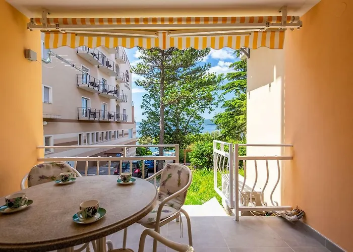 Apartman More شقة